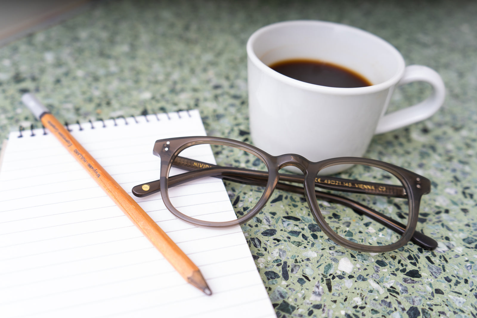 SEE THE SHARPNESS IN LIFE: THE BENEFITS OF READING GLASSES